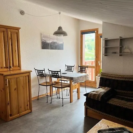 Résidence Croix Du Sud - Fonctionnel · Centre Station · Vue Pistes · Casier à Skis Mae-6404 Apartamento La Plagne